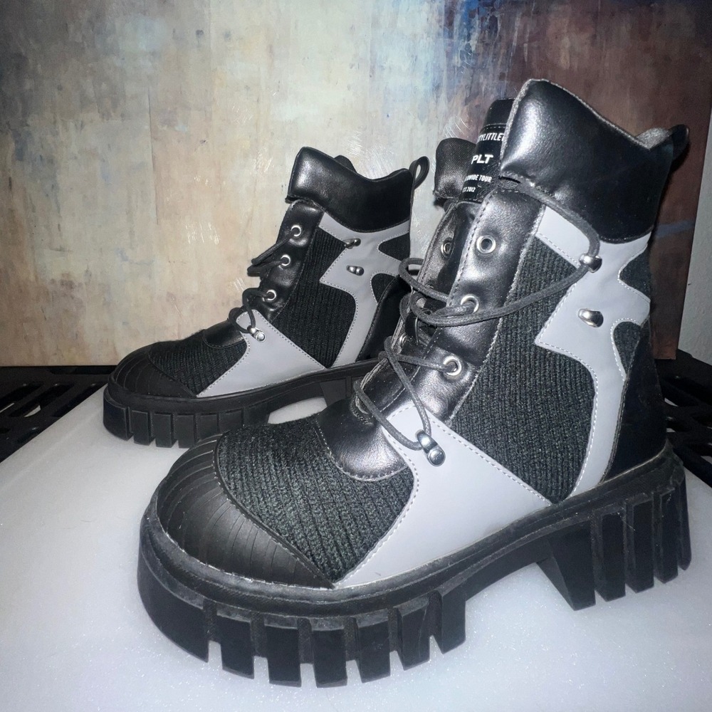 PrettyLittleThing Combat Boots Womens Black Grey Excellent Lug Sole Goth Rave